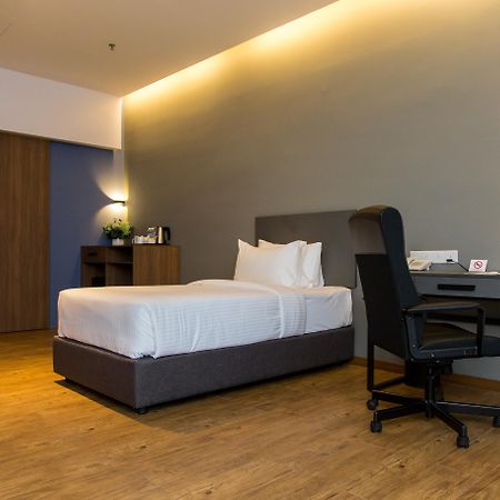 Imperial Regency Suites & Petaling Jaya 쿠알라룸푸르 외부 사진